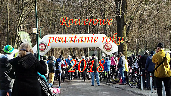 V18-01. Rowerowe powitanie roku 2018 (Rowerowe; Pozna�, Rusa�ka). Autor: Stanis�aw Nowak, Pozna�. Na licencji Creative Commons {by-nc-sa}